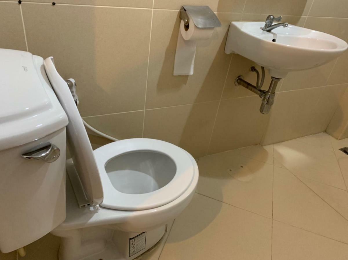 Retox Game On Hotell Pattaya Eksteriør bilde